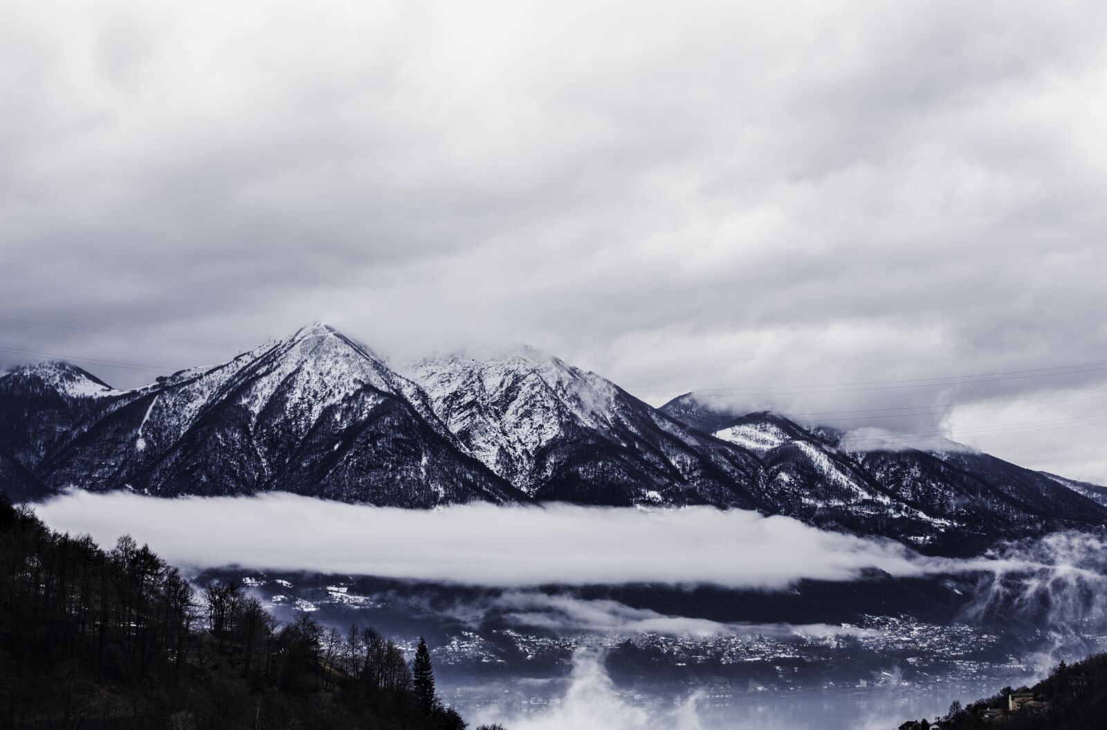Canon EOS 6D + Canon EF 70-200mm F4L USM sample photo. Snow, mountain, landscape photography
