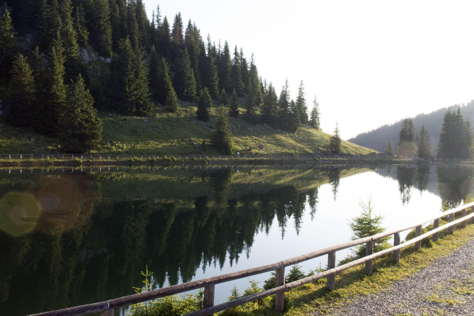 Canon EOS 700D (EOS Rebel T5i / EOS Kiss X7i) sample photo. Hochkar, lake, pine photography