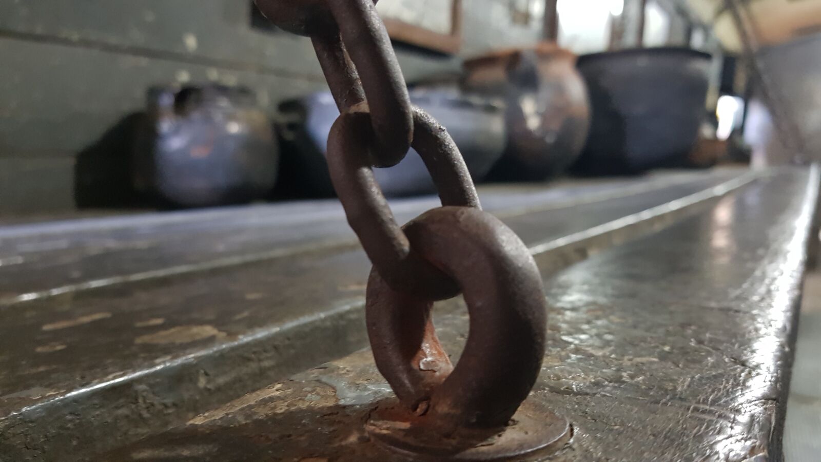 Samsung Galaxy S8+ sample photo. Metal, iron, string photography