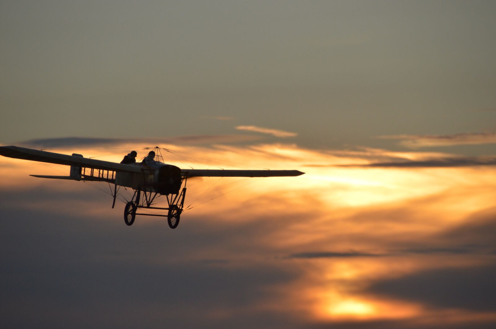 Nikon D3200 sample photo. Oldtimer, blériot, aircraft photography