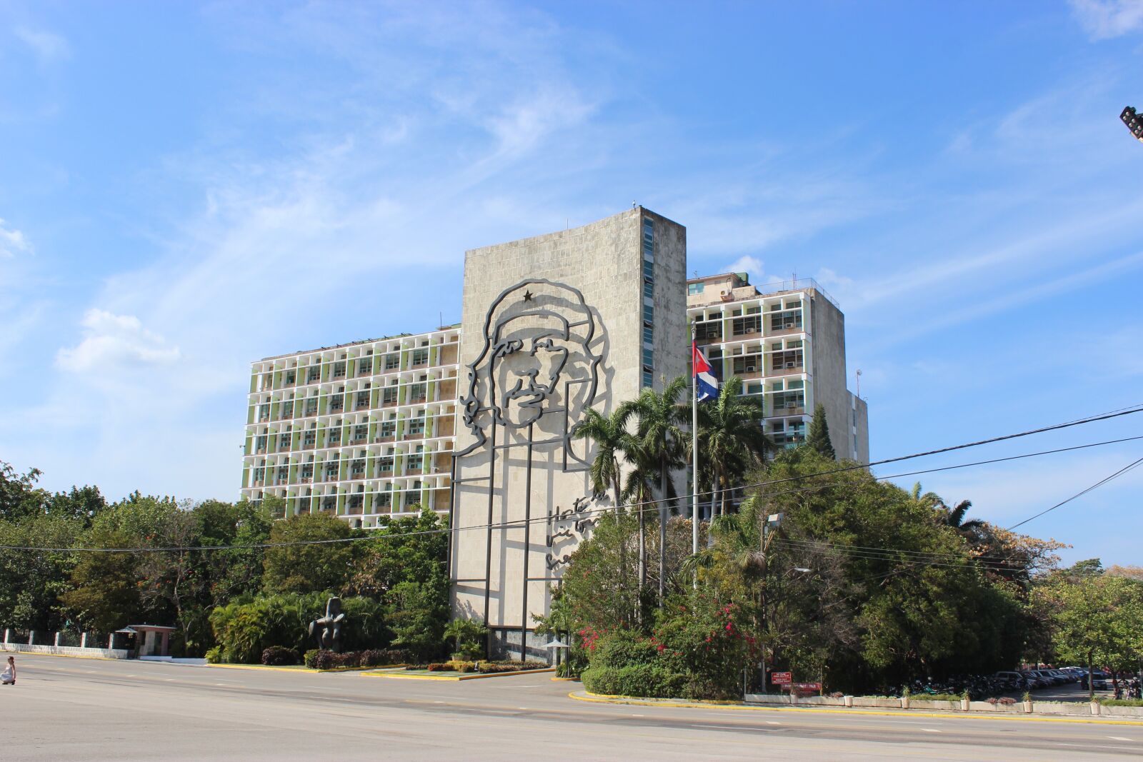 Canon EOS 600D (Rebel EOS T3i / EOS Kiss X5) sample photo. Havana, cuba, architecture photography