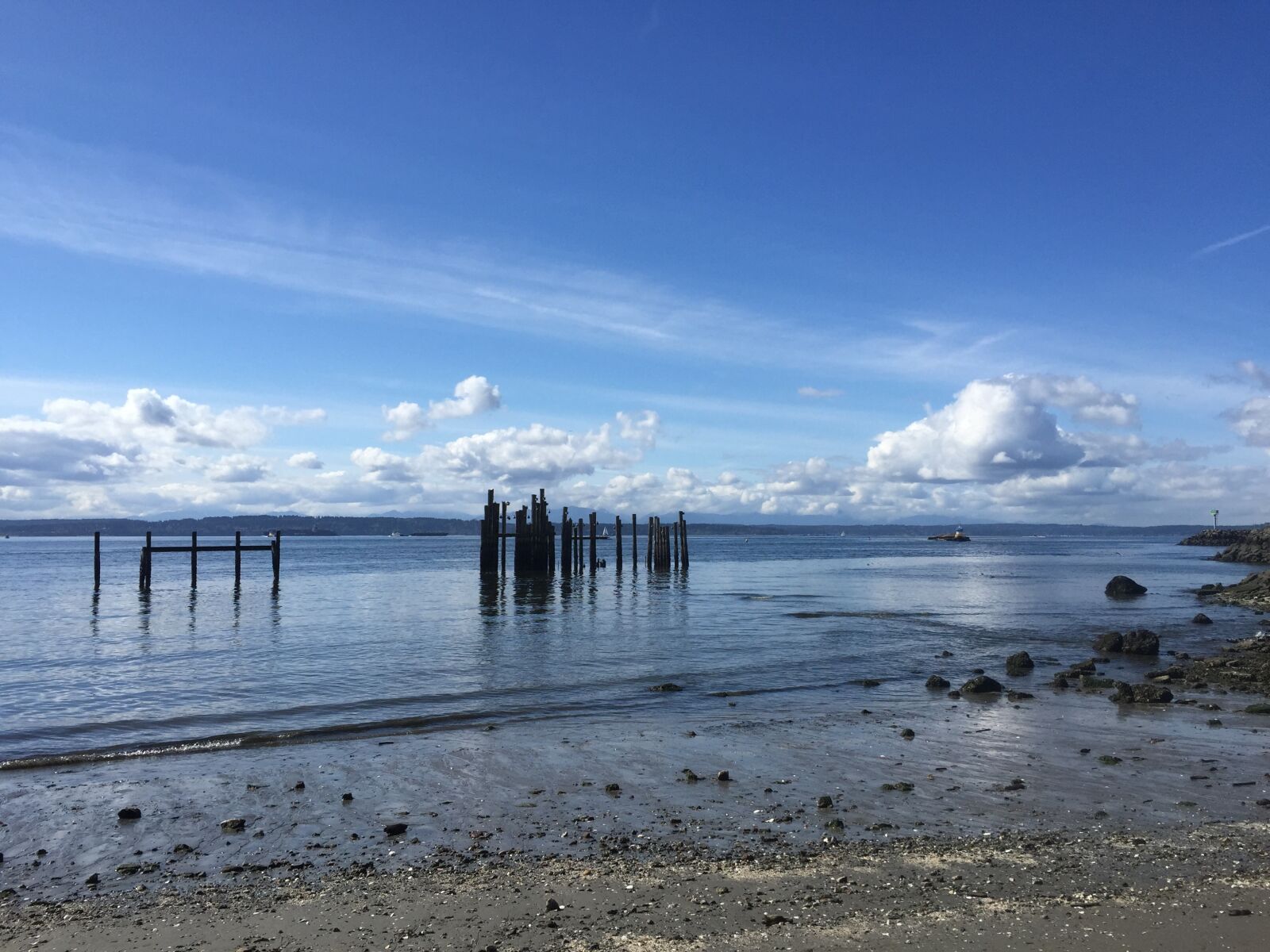Apple iPhone 6 sample photo. Ballard, dock, broken photography