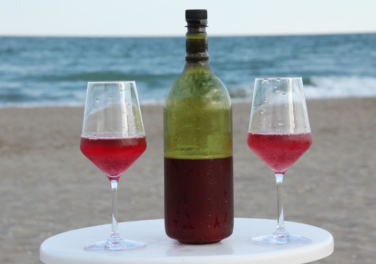 Canon EOS 600D (Rebel EOS T3i / EOS Kiss X5) sample photo. Wine, wine glasses, wine photography