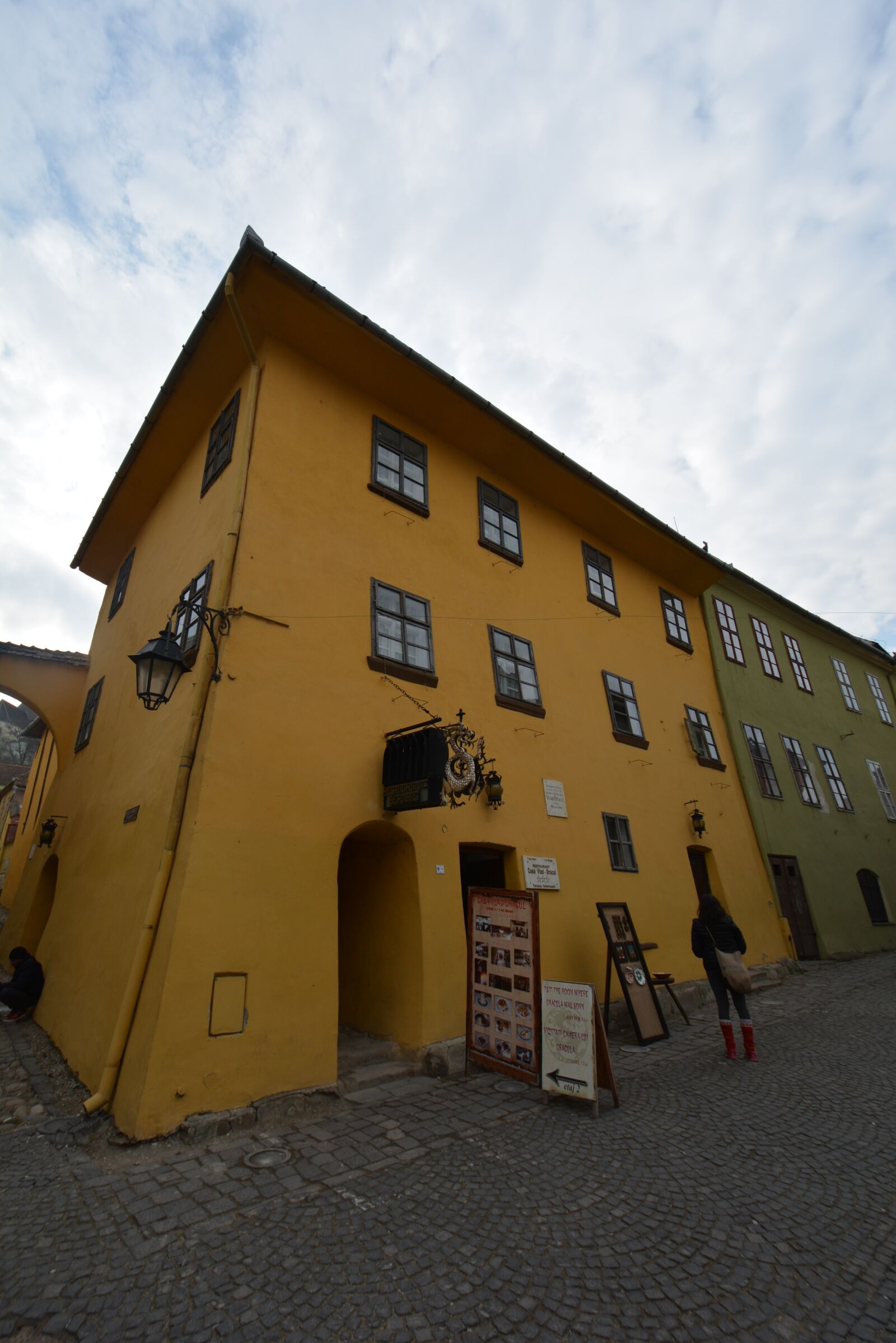 Nikon D5200 sample photo. Romania, yellow, house photography