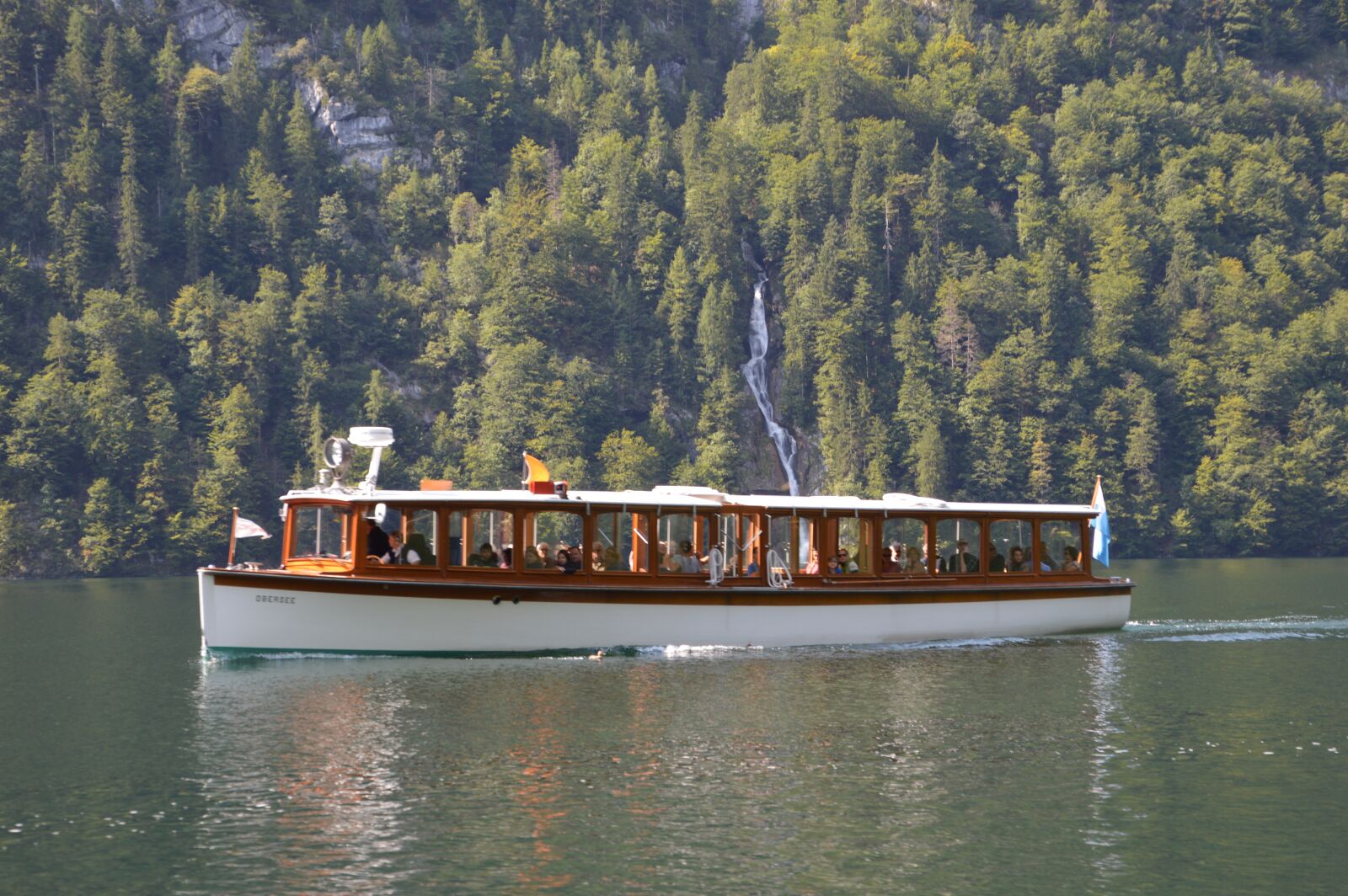 Nikon D3200 sample photo. K nigssee, electric boat photography