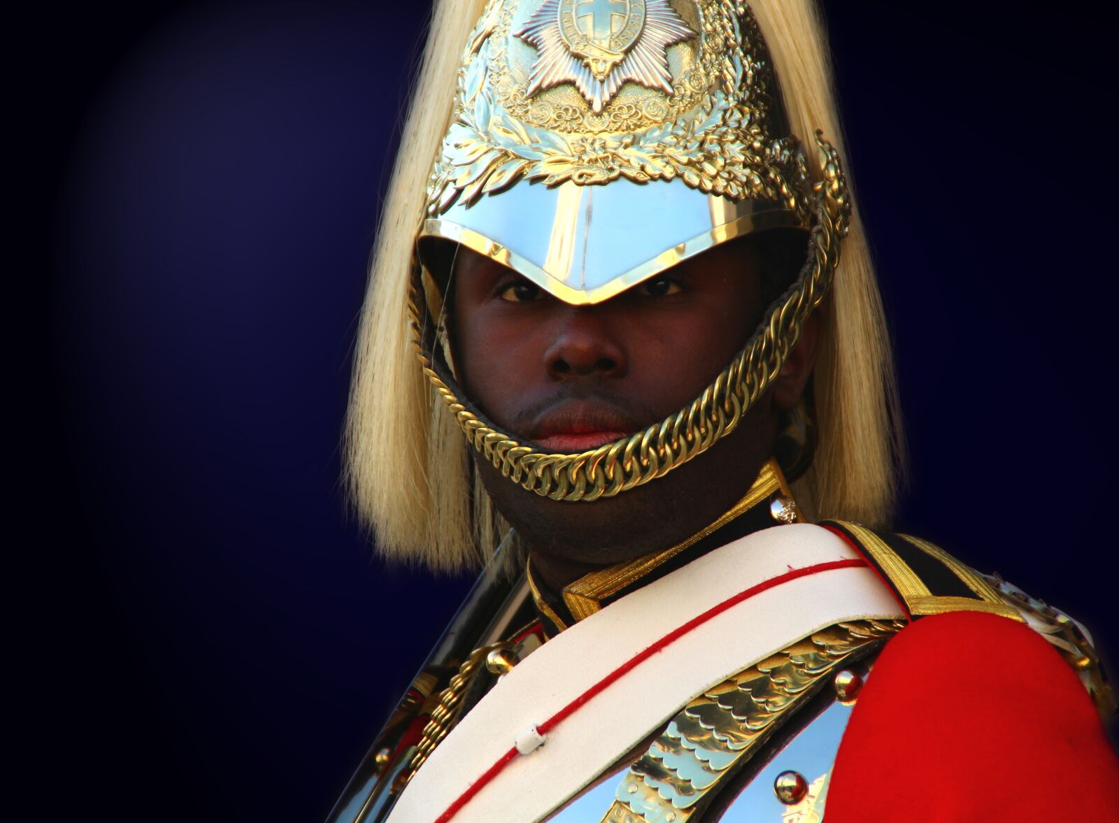 Canon EOS 700D (EOS Rebel T5i / EOS Kiss X7i) sample photo. Military, soldier, guard photography