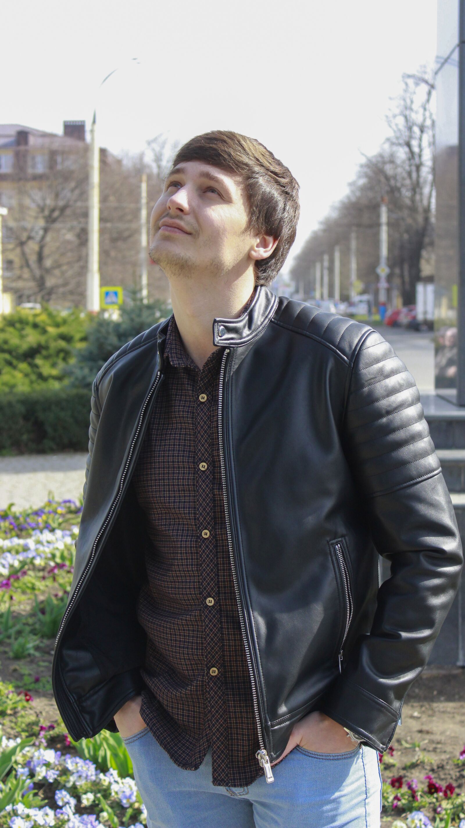 Canon EOS 600D (Rebel EOS T3i / EOS Kiss X5) sample photo. Man, dreaming, sky photography