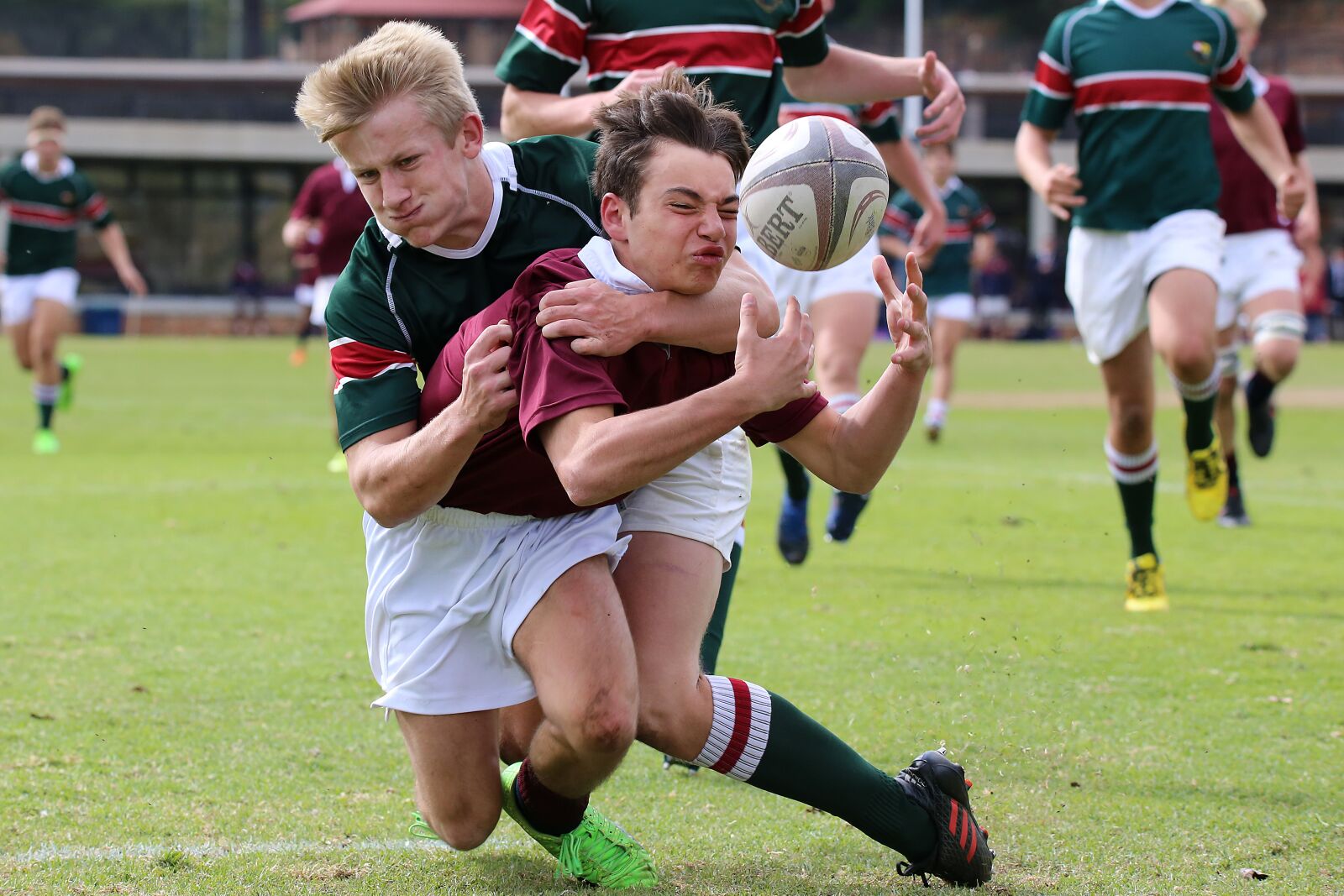 150-600mm F5-6.3 DG OS HSM | Sports 014 sample photo. Rugby, tackle, sport photography