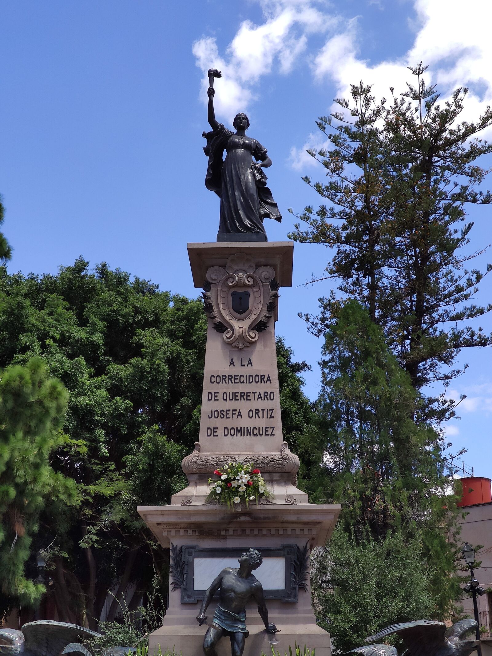 Xiaomi Mi 9T sample photo. Monument, mexico, day photography