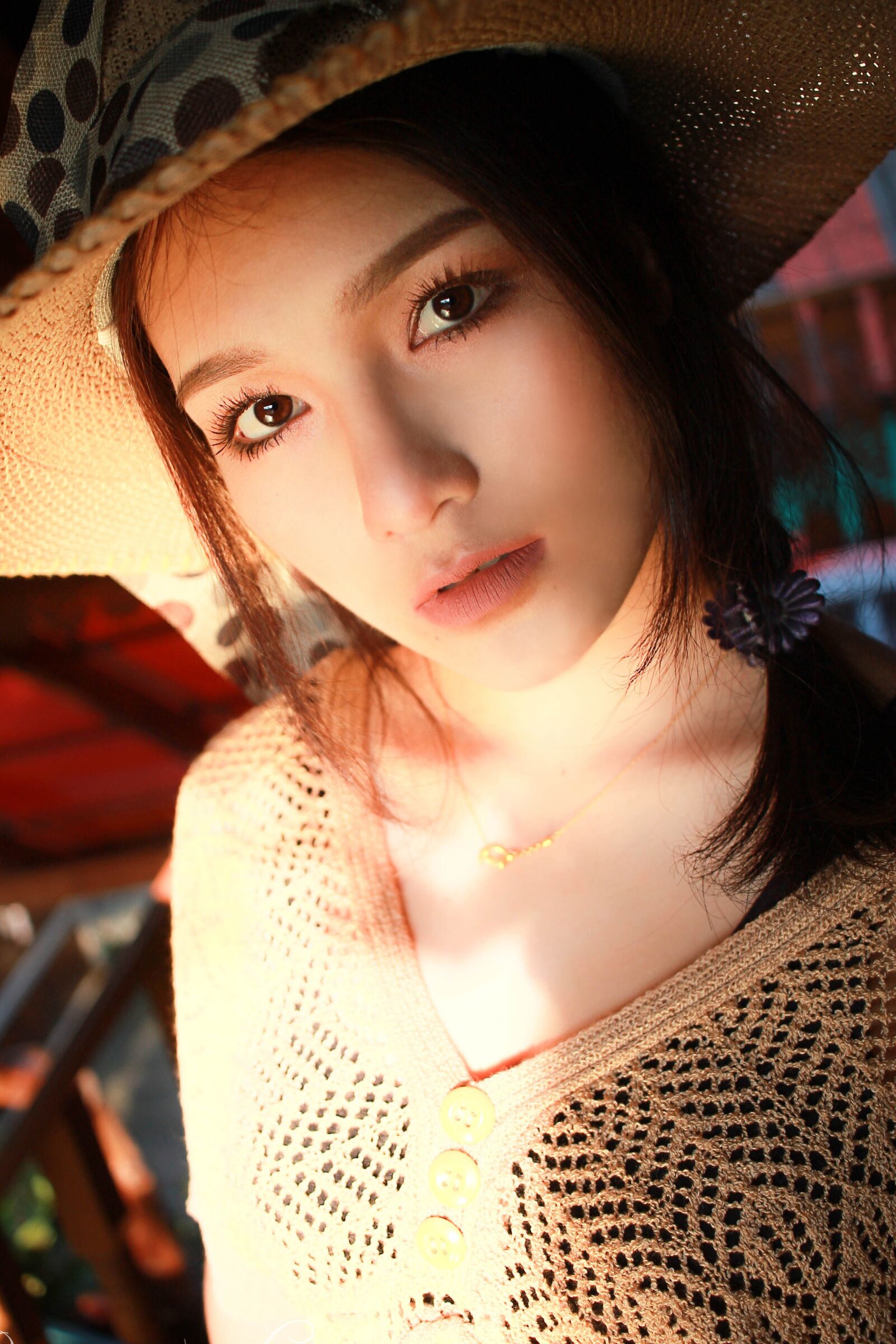 Canon EOS 1100D (EOS Rebel T3 / EOS Kiss X50) sample photo. Sunset, beautiful woman, vintage photography