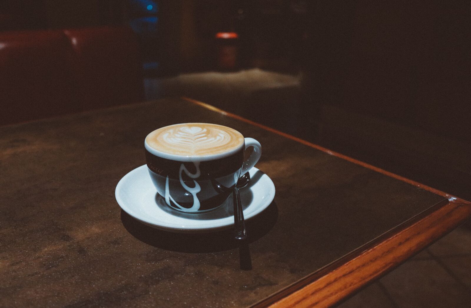 Canon EOS 750D (EOS Rebel T6i / EOS Kiss X8i) sample photo. Coffee, mug, cup photography