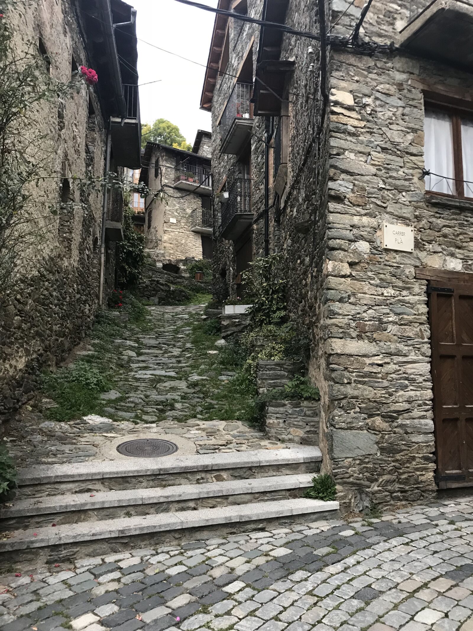 Apple iPhone 7 sample photo. Street, queralb, people of photography