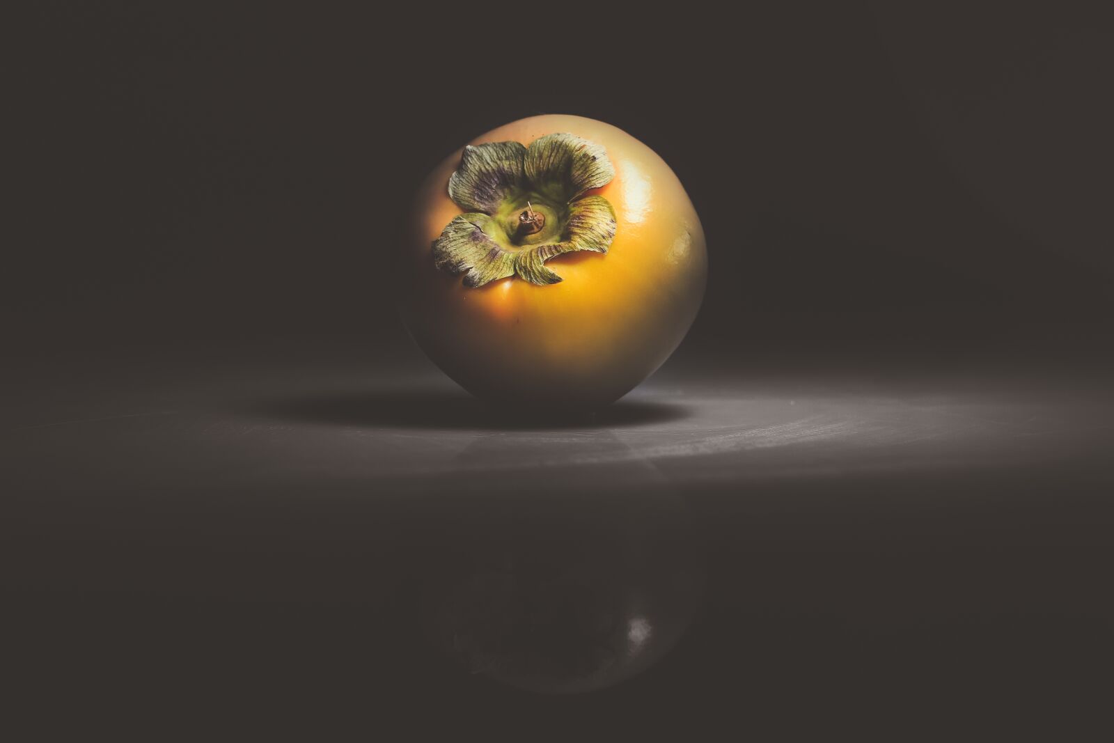 Canon EOS 70D sample photo. Light, persimmon, fruit photography