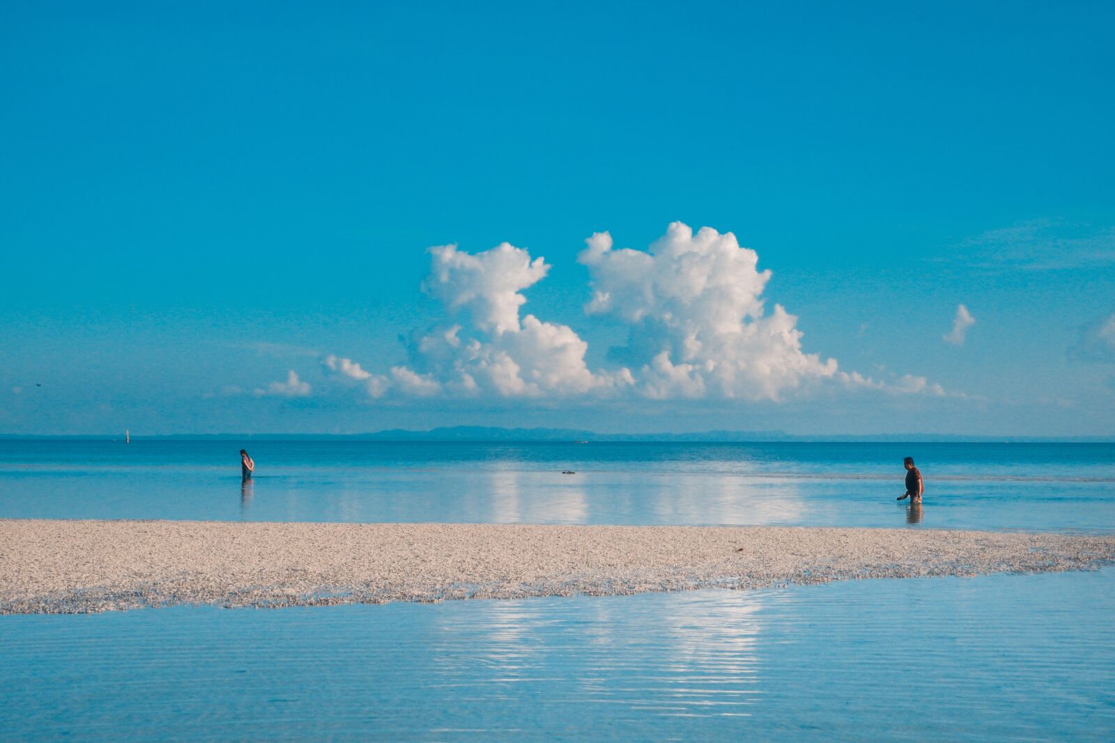 Fujifilm X-A5 sample photo. Background, beach, beautiful photography