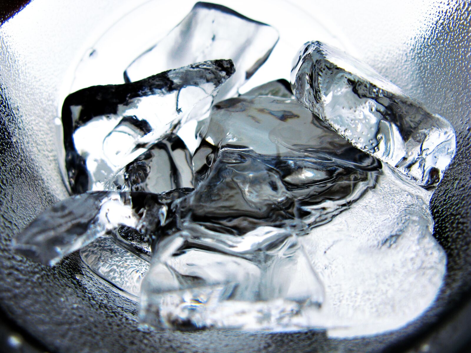 Canon POWERSHOT G9 sample photo. Ice, water, glass photography