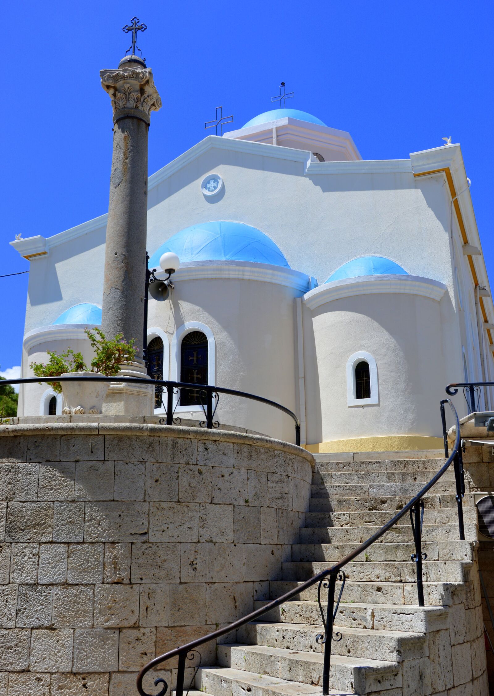 Nikon D3200 sample photo. Architecture, church, stairs photography