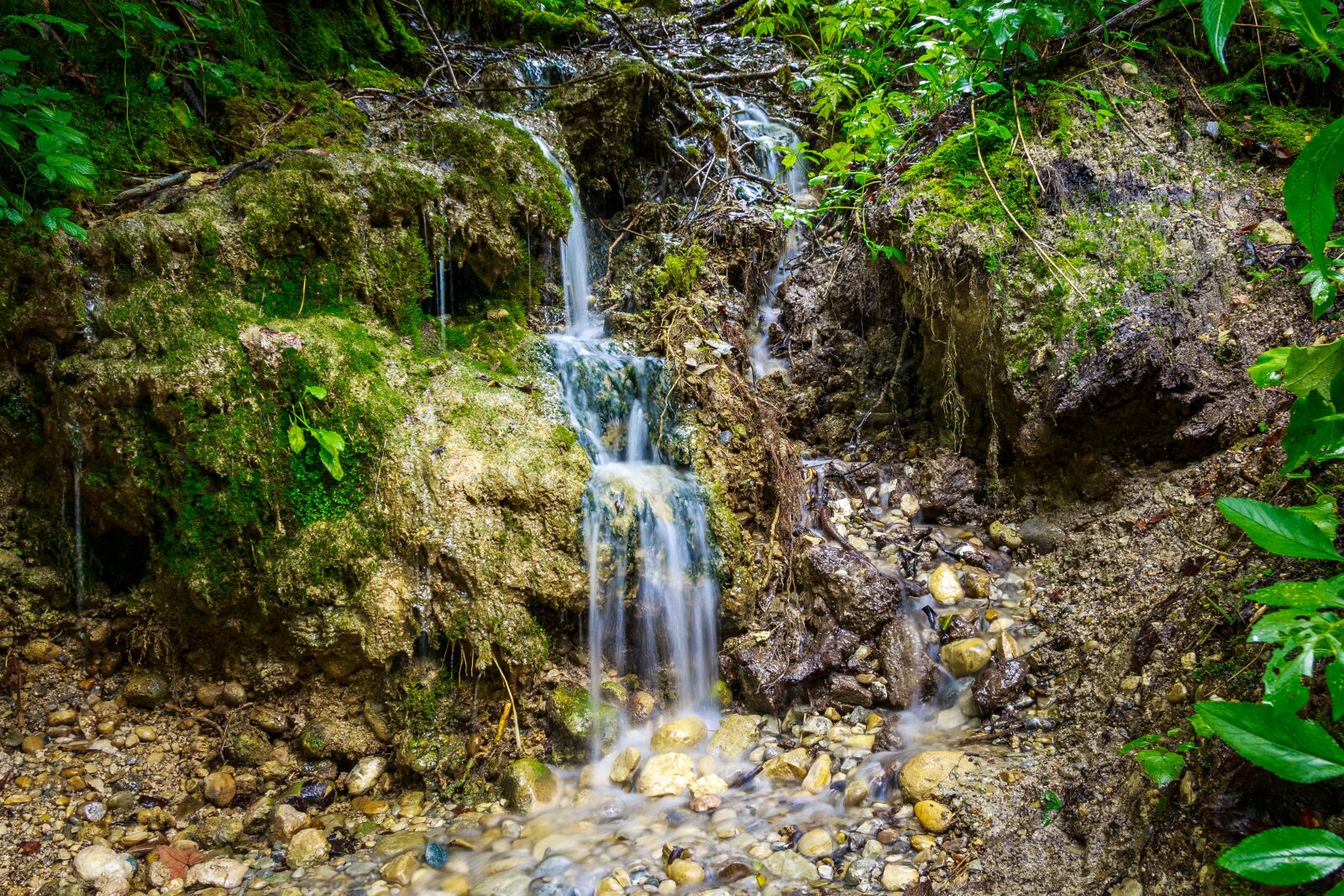 Canon EOS 650D (EOS Rebel T4i / EOS Kiss X6i) sample photo. Small waterfall, eistobel, isny photography
