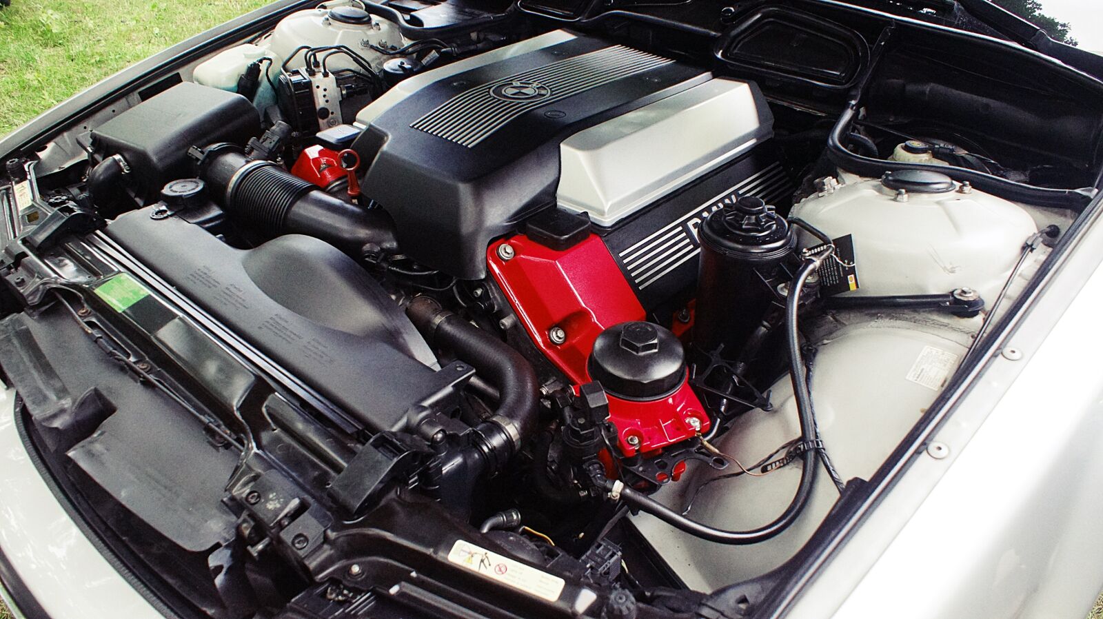 Sony SLT-A68 sample photo. Motor, engine, car photography