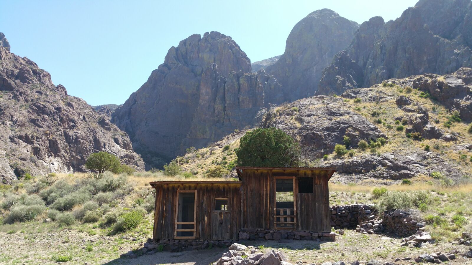 Samsung Galaxy Note4 sample photo. Mountains, cabin, new mexico photography