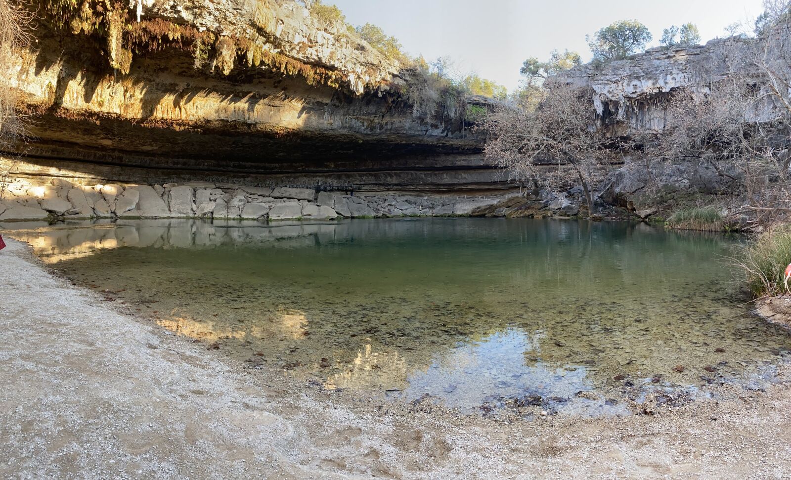 iPhone 11 back camera 4.25mm f/1.8 sample photo. Water, tree, natural rock photography
