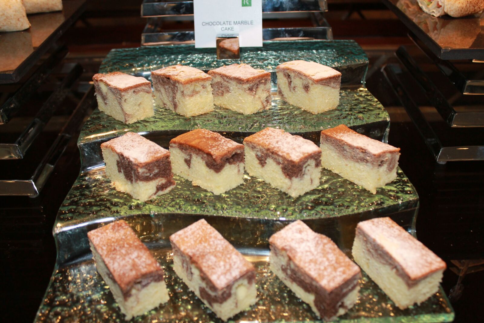 Canon EOS 1100D (EOS Rebel T3 / EOS Kiss X50) sample photo. Food, dessert, corporate training photography