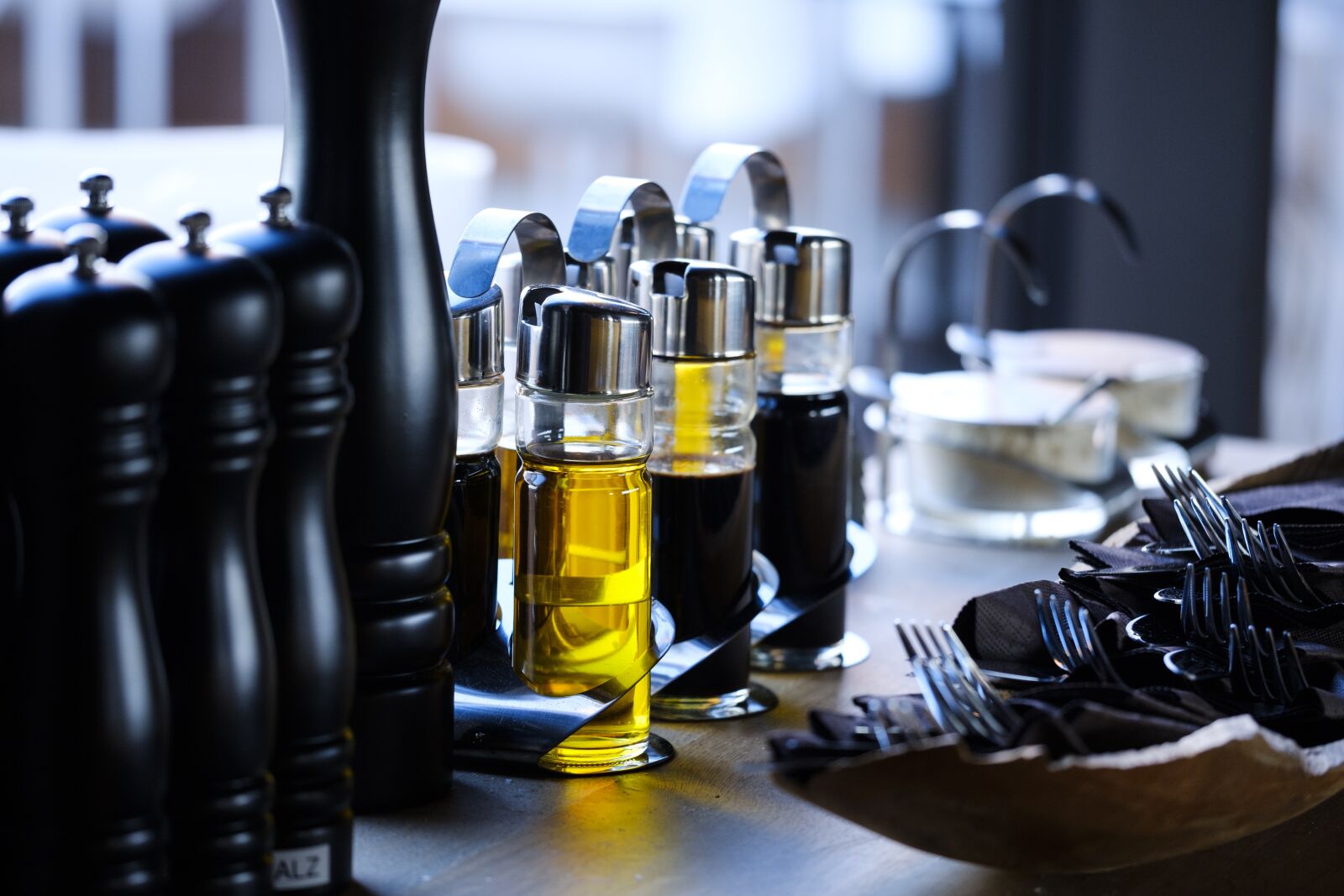 Fujifilm X-T2 + Fujifilm XF 80mm F2.8 R LM OIS WR Macro sample photo. Restaurant, gastronomy, vinegar photography