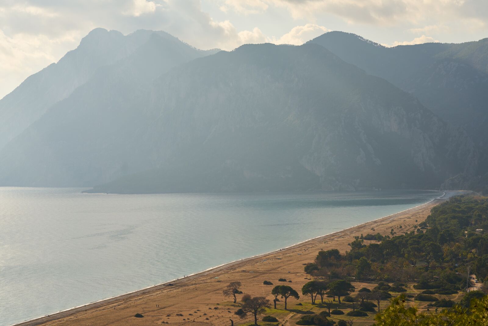 Sigma 85mm F1.4 DG HSM Art sample photo. Beach, mountain, marine photography