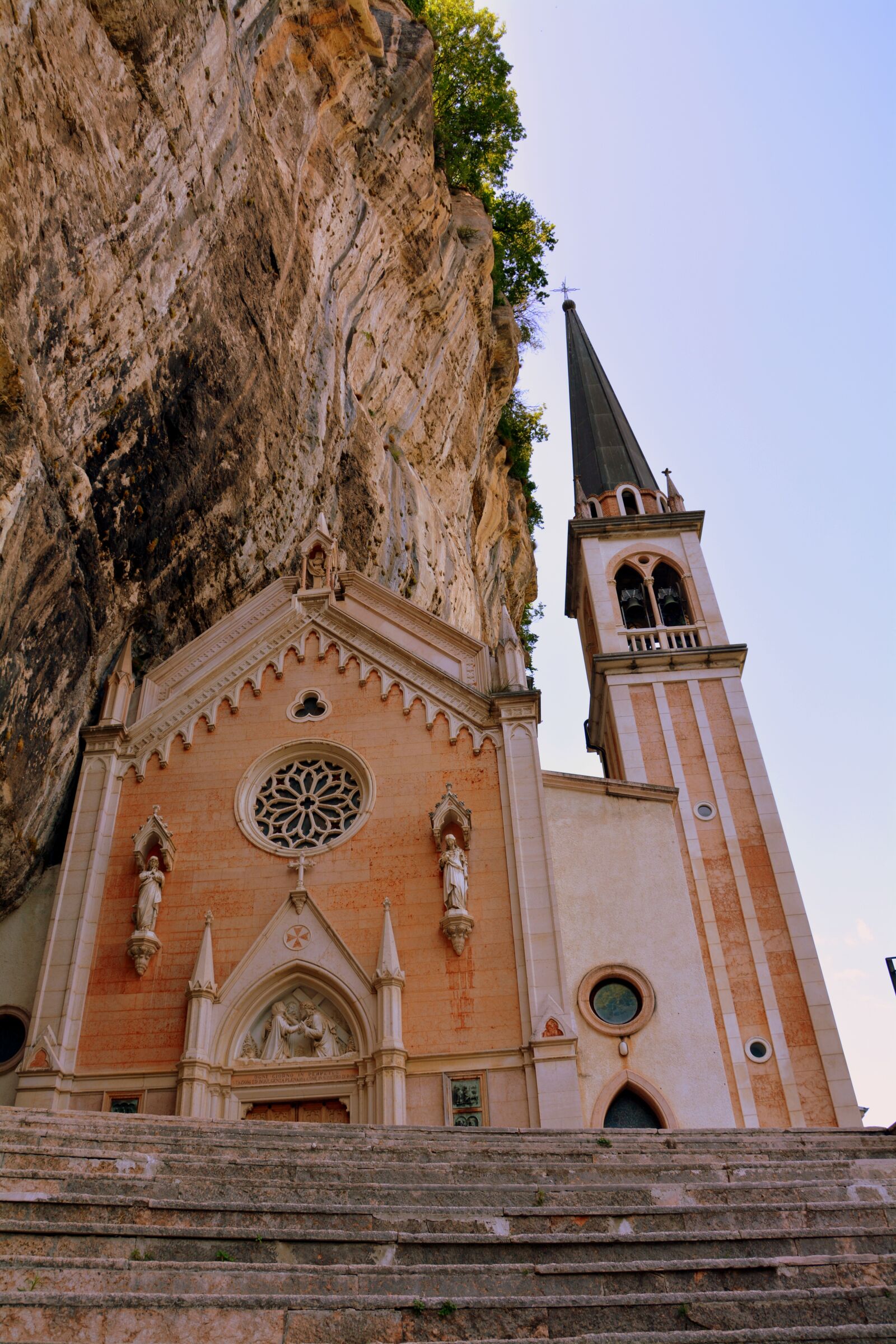 Nikon D7100 sample photo. Staircase, pellegrino, church photography