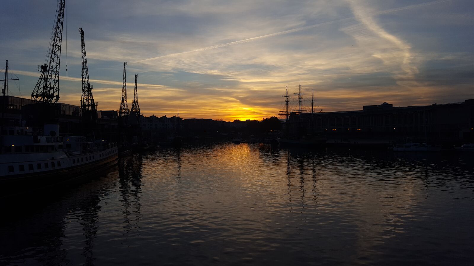 Samsung Galaxy S6 sample photo. Bristol, sunset, water photography