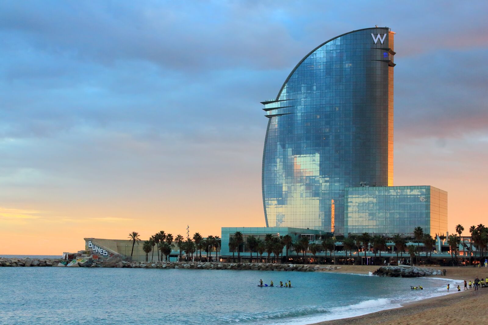 Canon EOS 550D (EOS Rebel T2i / EOS Kiss X4) sample photo. Barcelona, hotel w barcelona photography