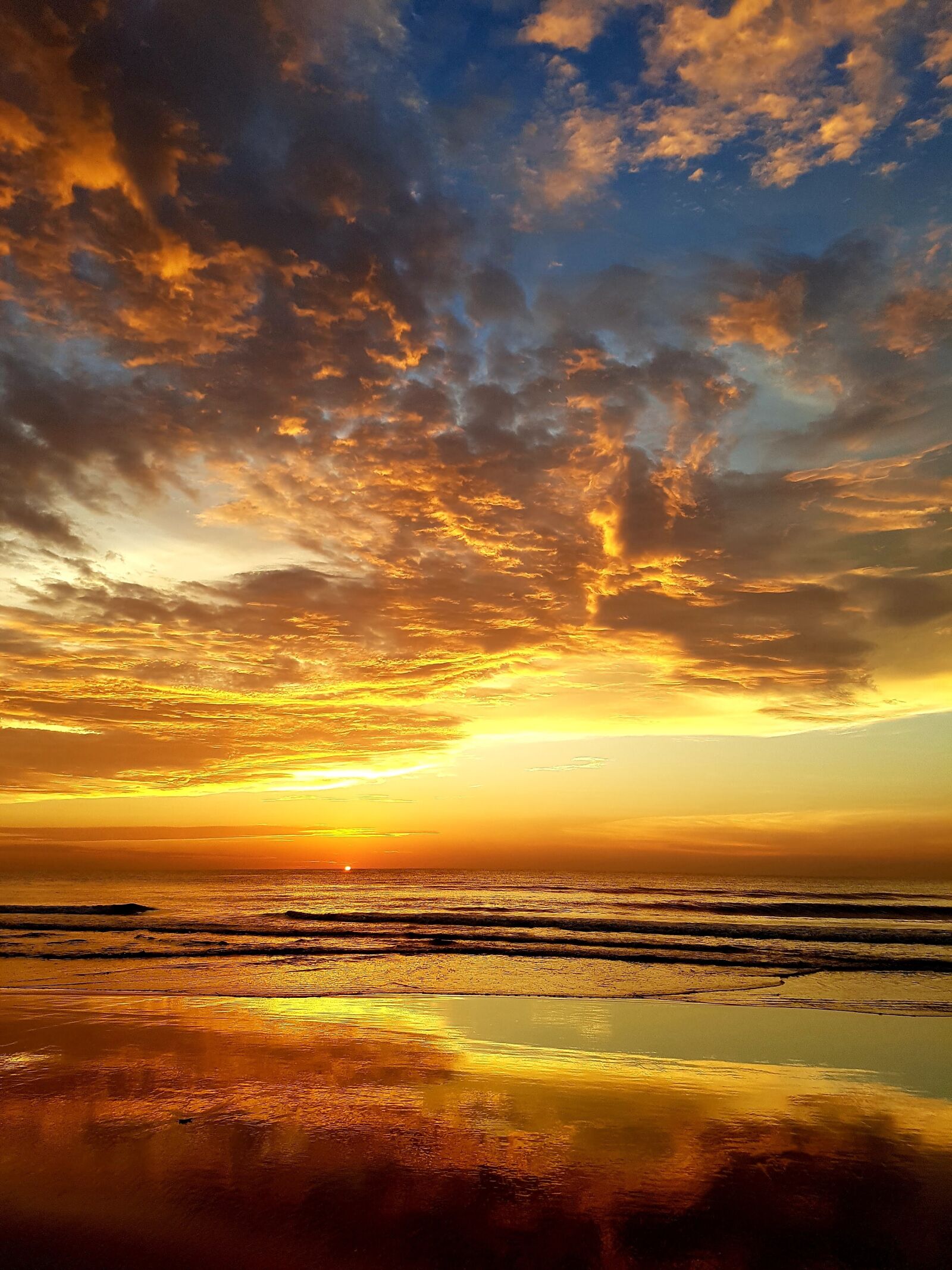 Samsung Galaxy S7 Edge sample photo. Sunset, malaysia, cloud photography
