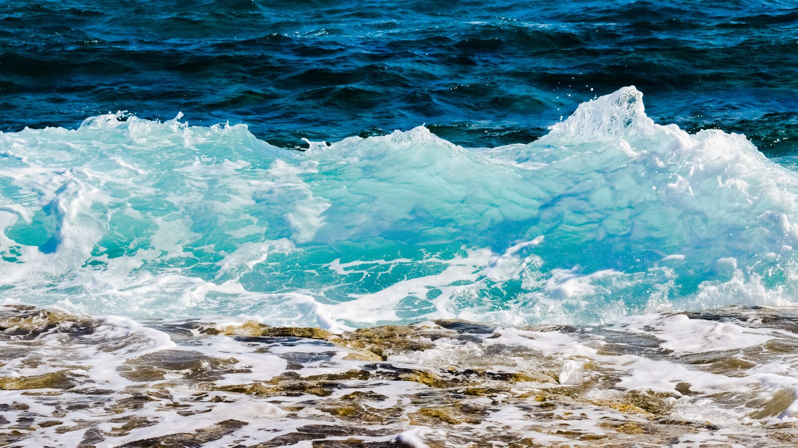 Nikon D3300 sample photo. Wave, water, liquid photography