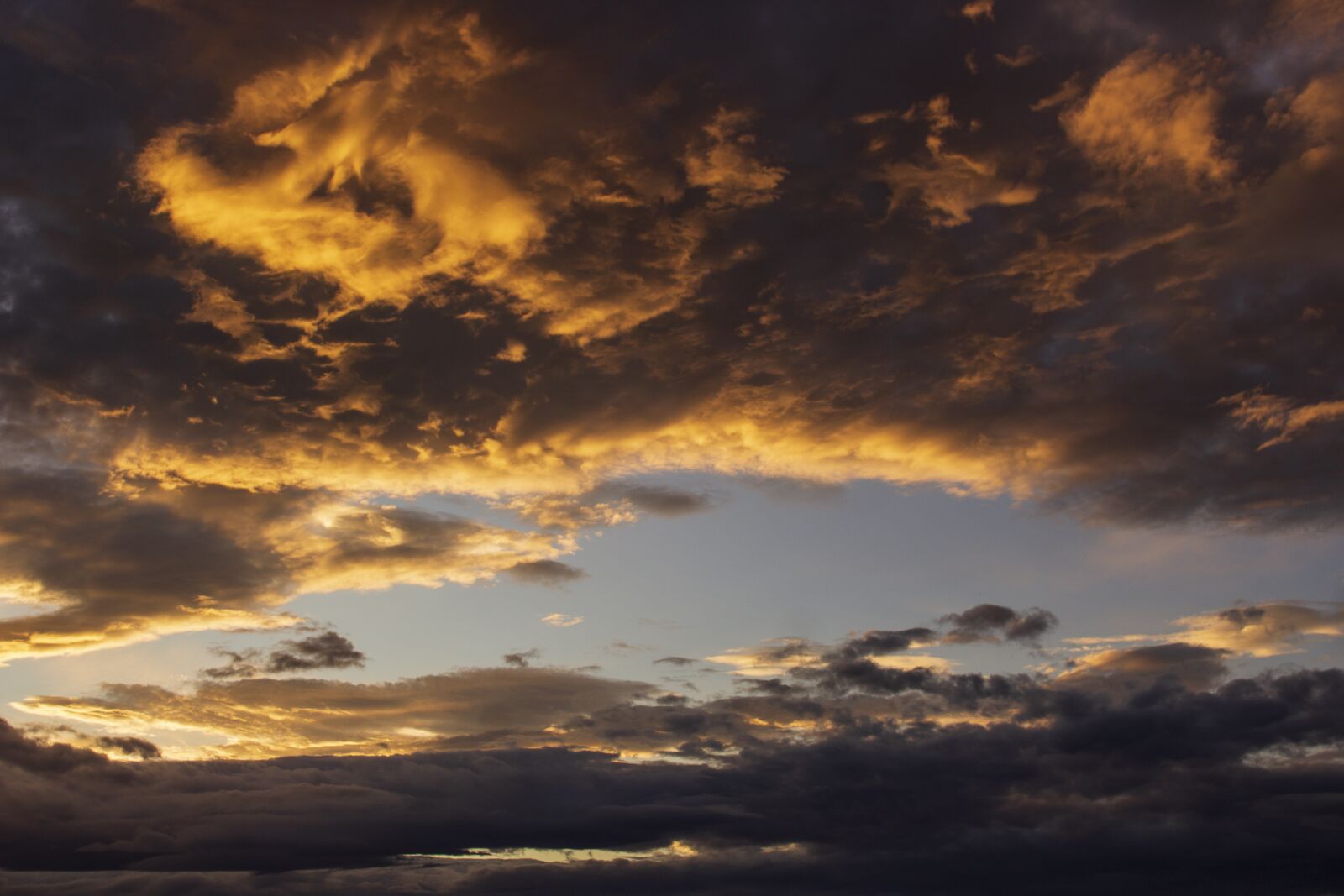 Canon EOS 1200D (EOS Rebel T5 / EOS Kiss X70 / EOS Hi) sample photo. Cloud, sky, nature photography