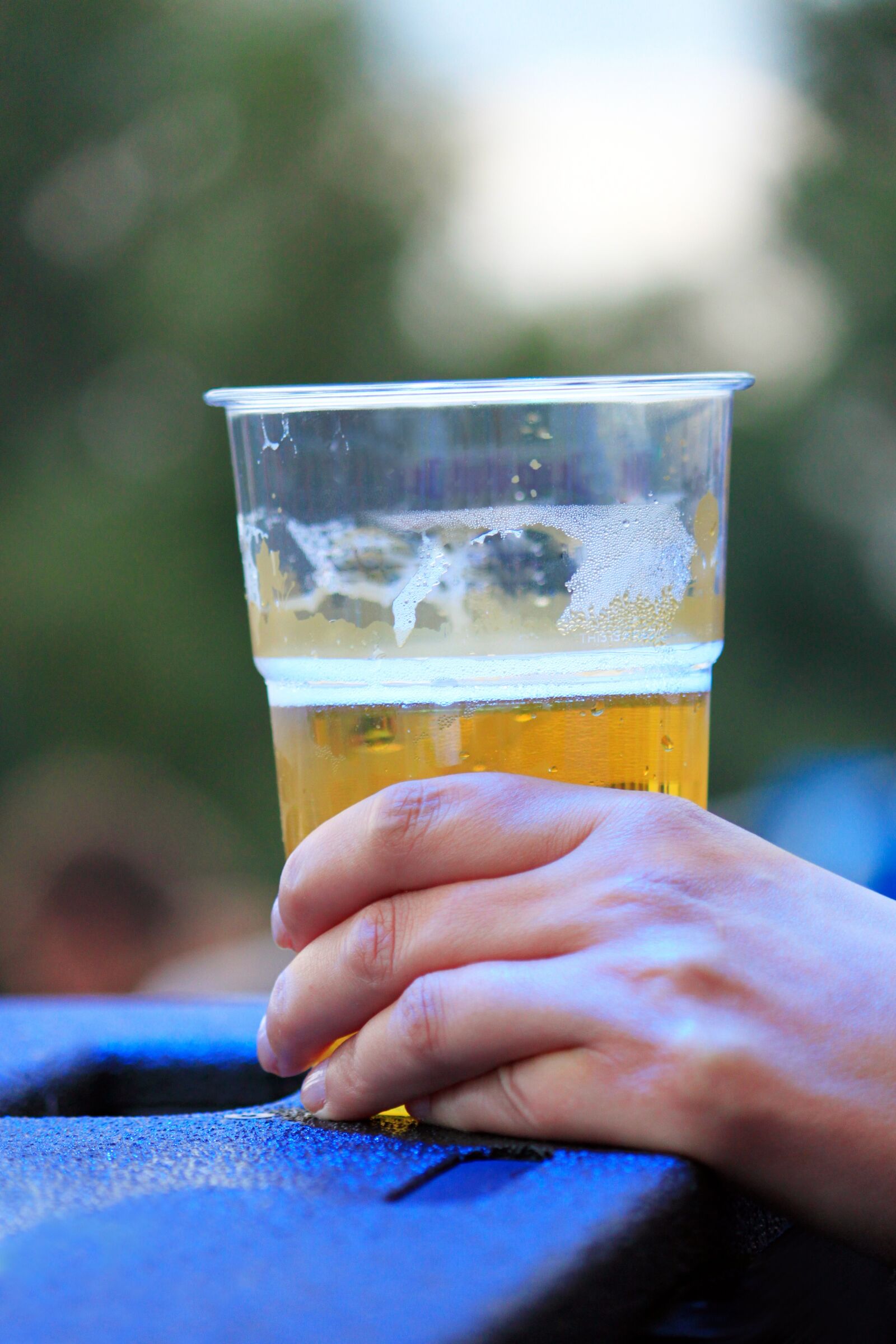 Canon EOS 500D (EOS Rebel T1i / EOS Kiss X3) sample photo. Beer, festival, cup photography
