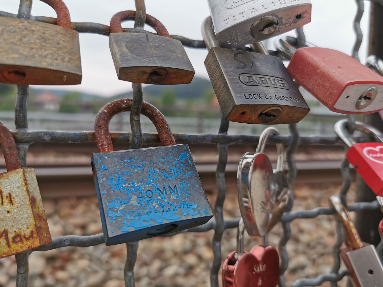 HUAWEI P30 Pro sample photo. Lock, love, love lock photography