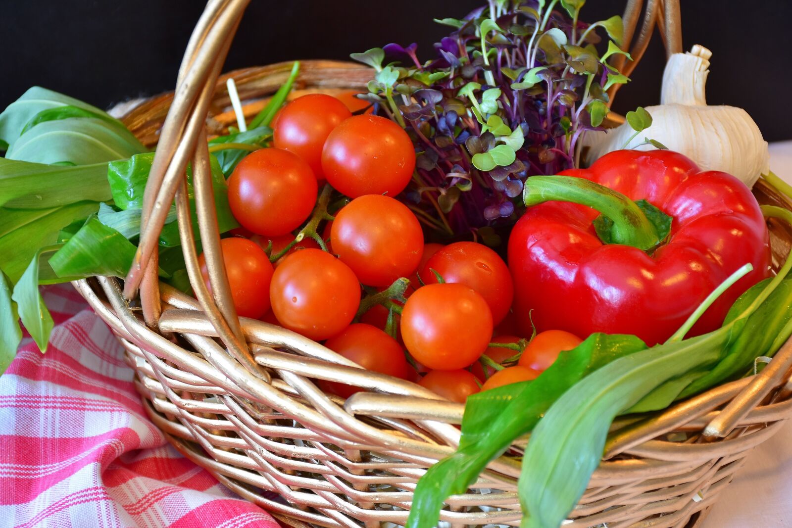 Nikon D7200 sample photo. Vegetables, basket, purchasing photography