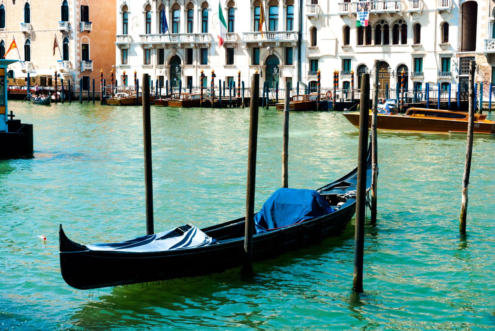 Nikon D80 sample photo. Venice, the sun, holidays photography