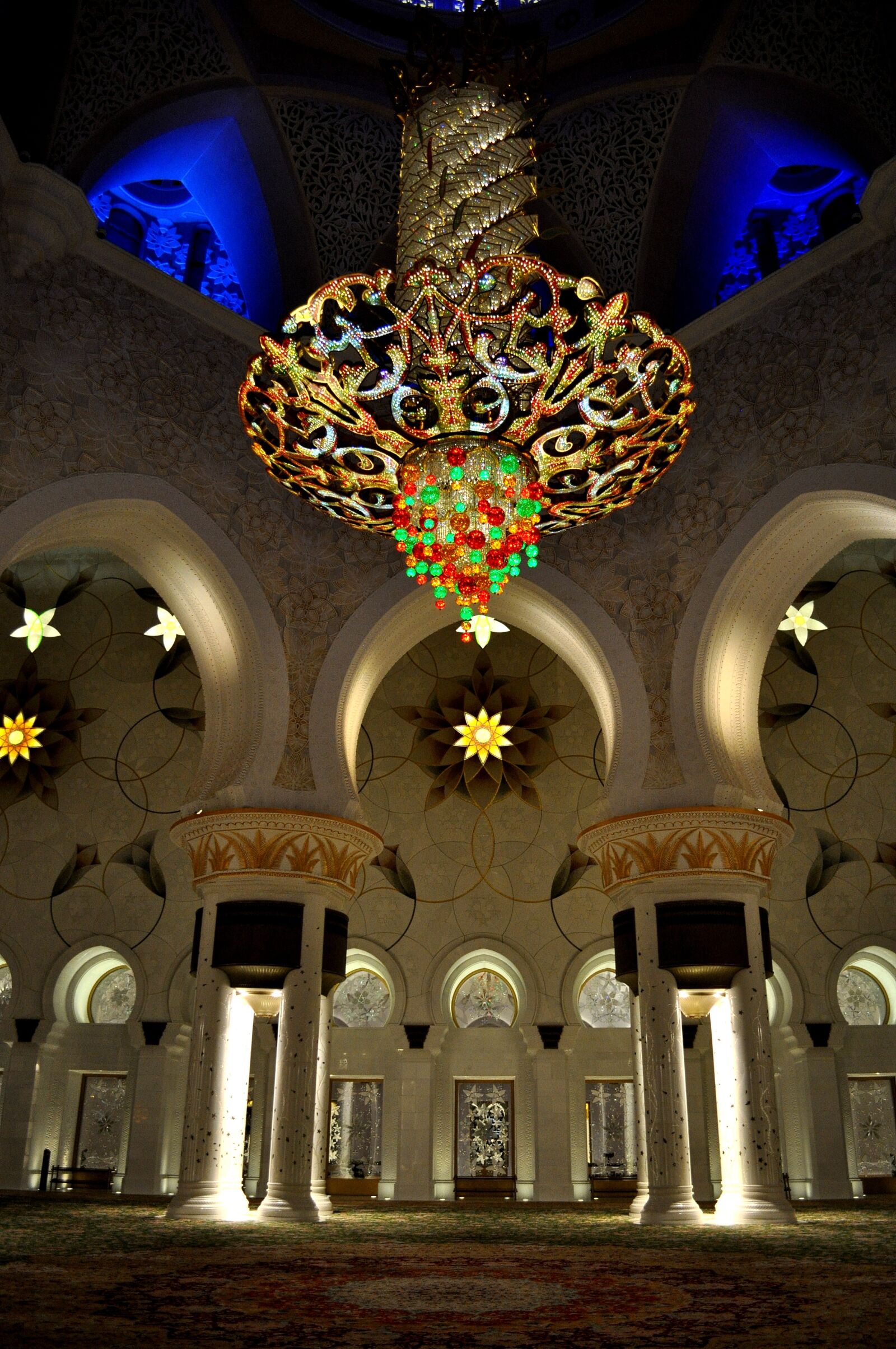 Nikon D5000 sample photo. Grand mosque, abu dhabi photography