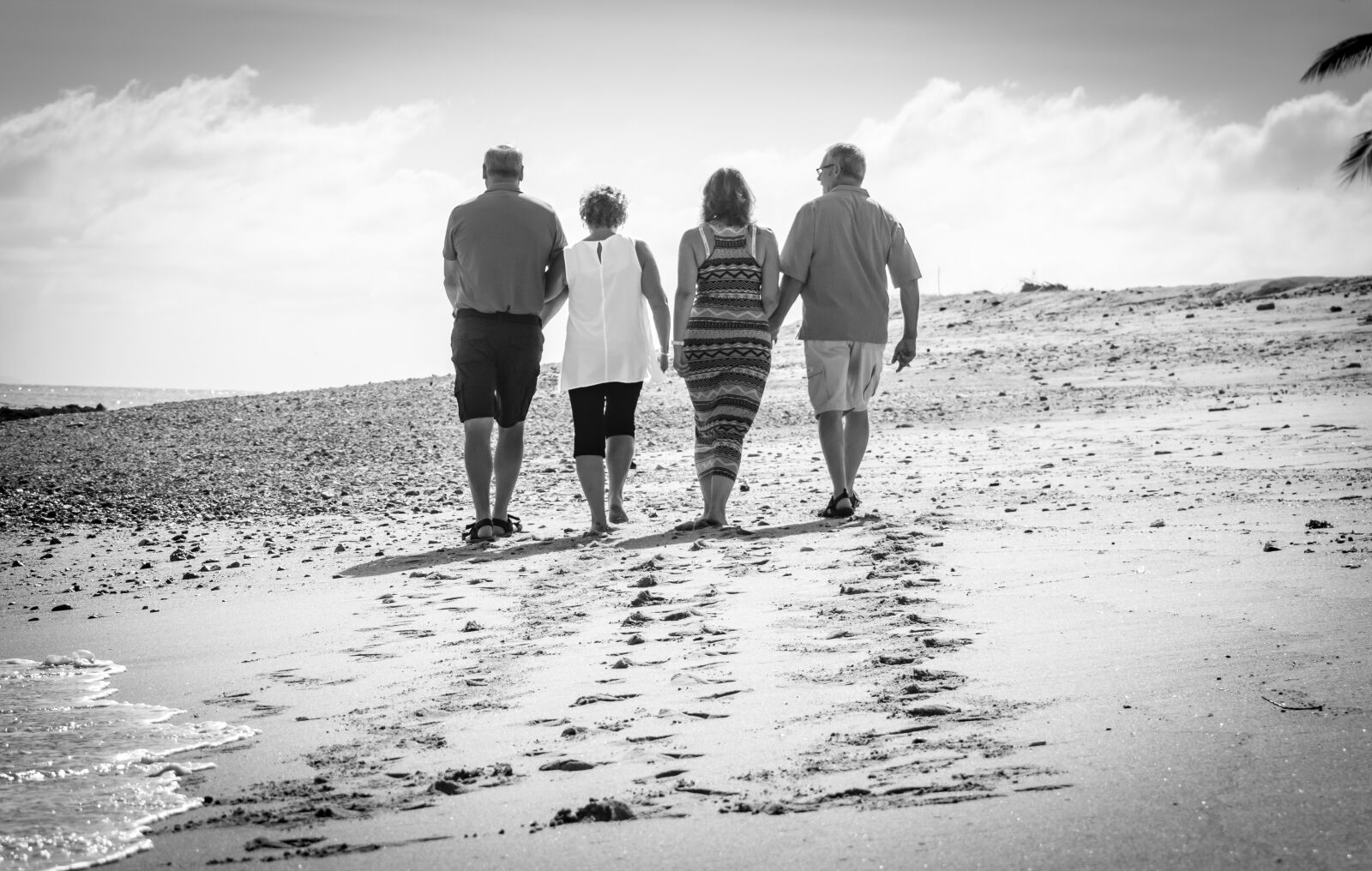Nikon D3300 sample photo. Beach, friendship, holiday photography