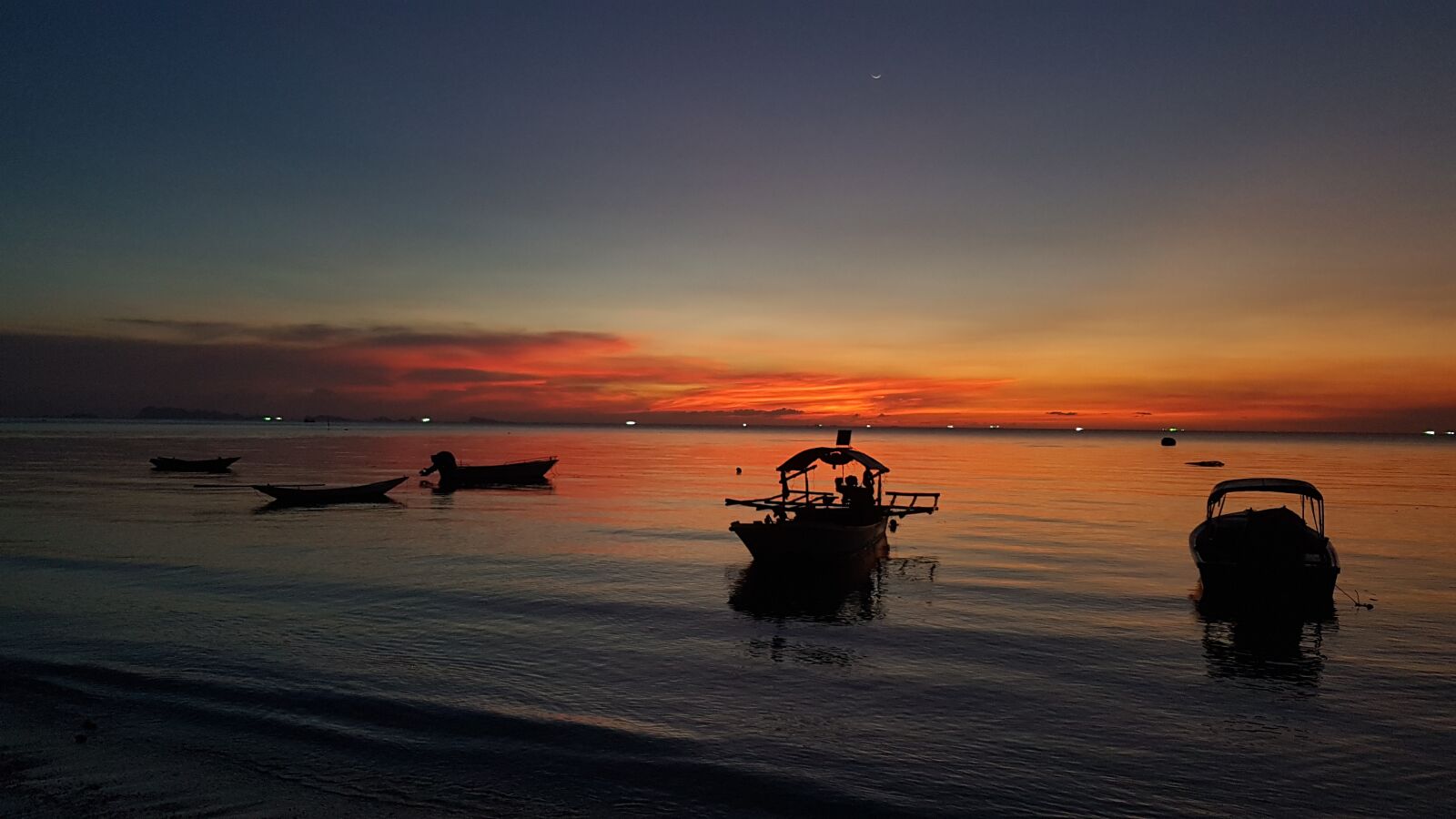 Samsung Galaxy S7 sample photo. Fishing boats, thailand, koh photography