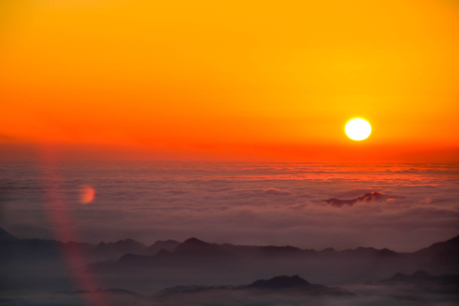 Canon EOS 760D (EOS Rebel T6s / EOS 8000D) sample photo. Cloud sea out, wudang photography
