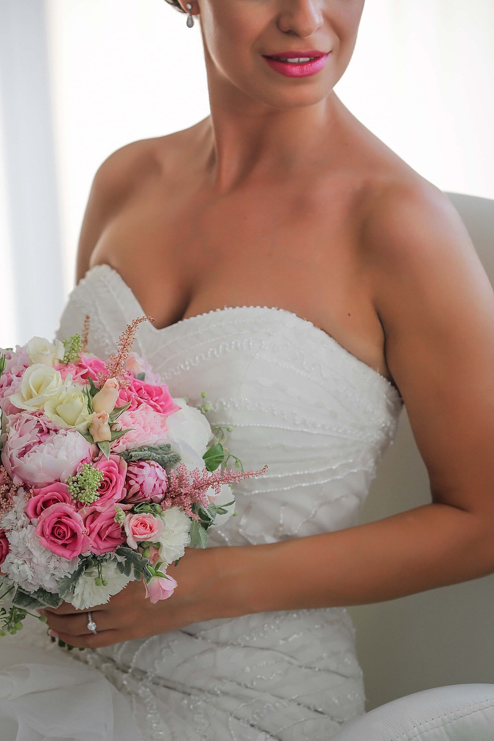 Canon EOS 5D Mark III sample photo. Bride, wedding dress, elegance photography