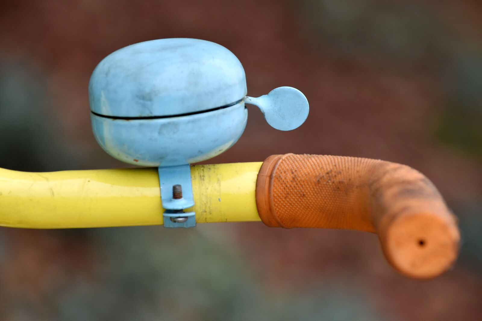 Nikon D5500 sample photo. Bell, bicycle, colorful, rubber photography