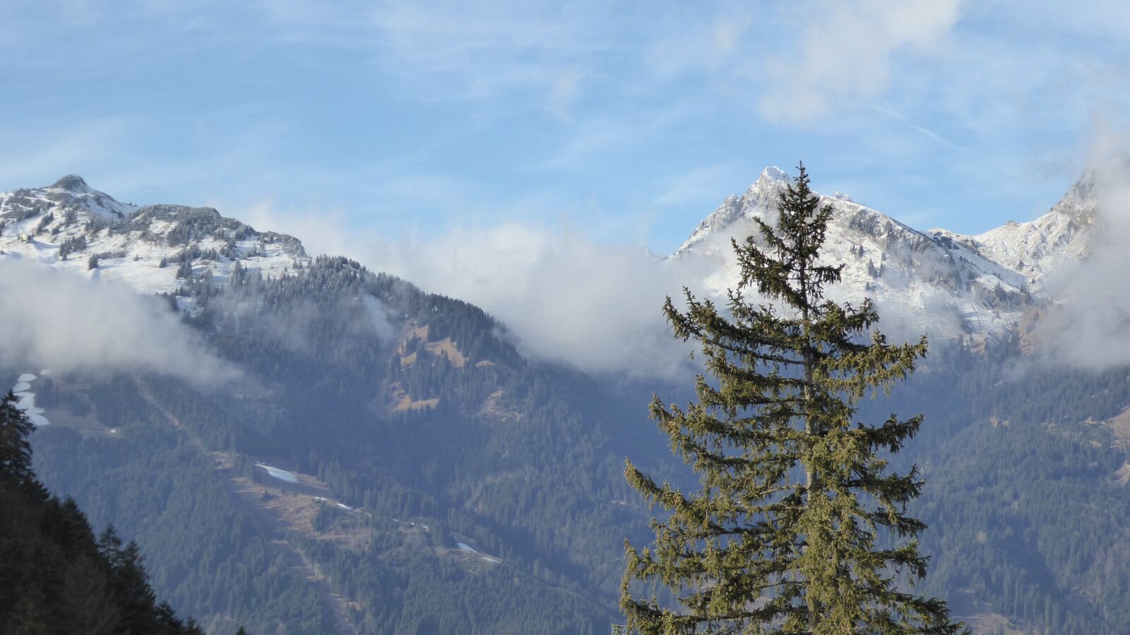 Panasonic DMC-TZ61 sample photo. Mountains, winter, landscape photography