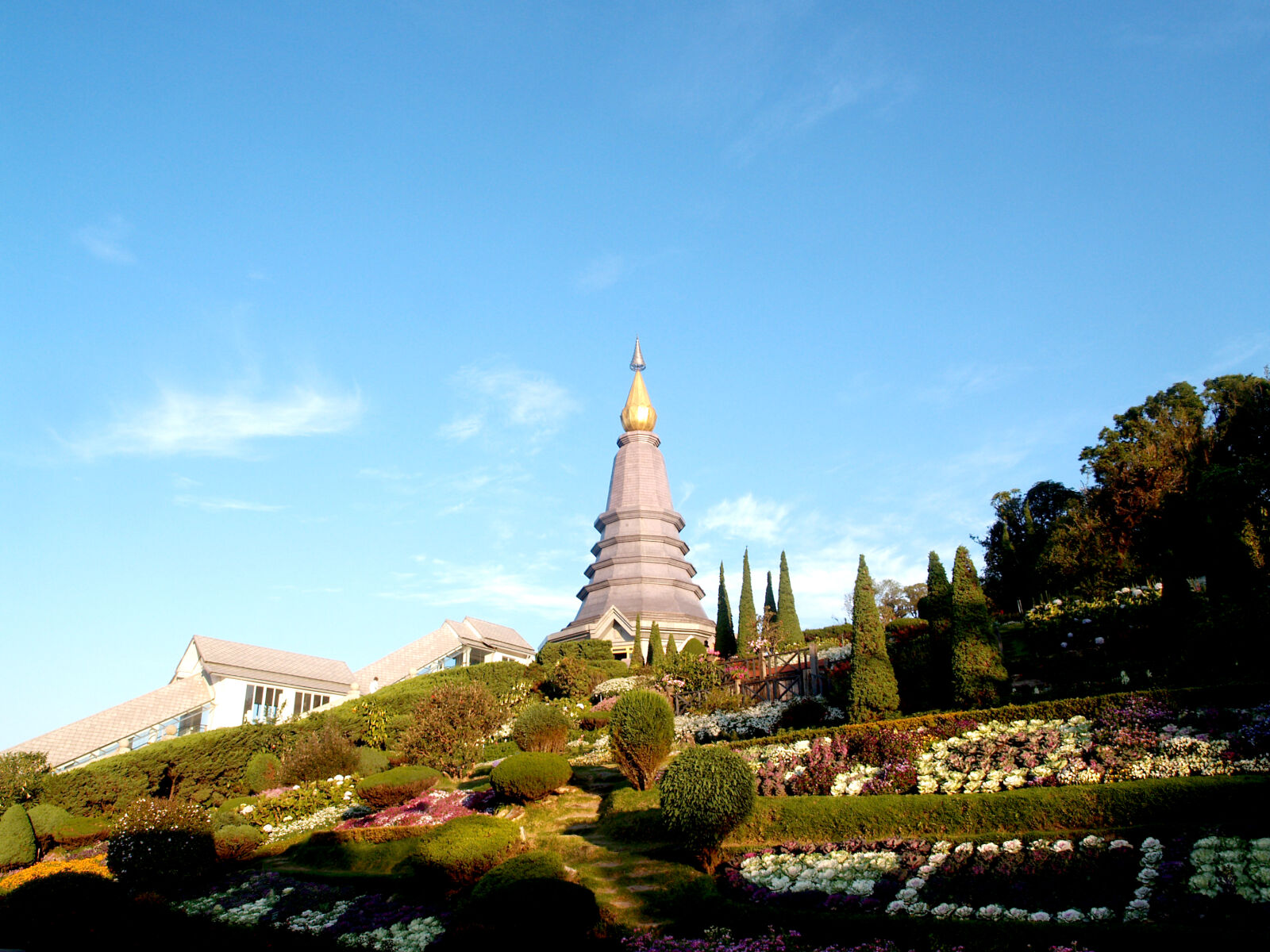 Olympus E-300 (EVOLT E-300) sample photo. Ancient, architecture, art, asia photography