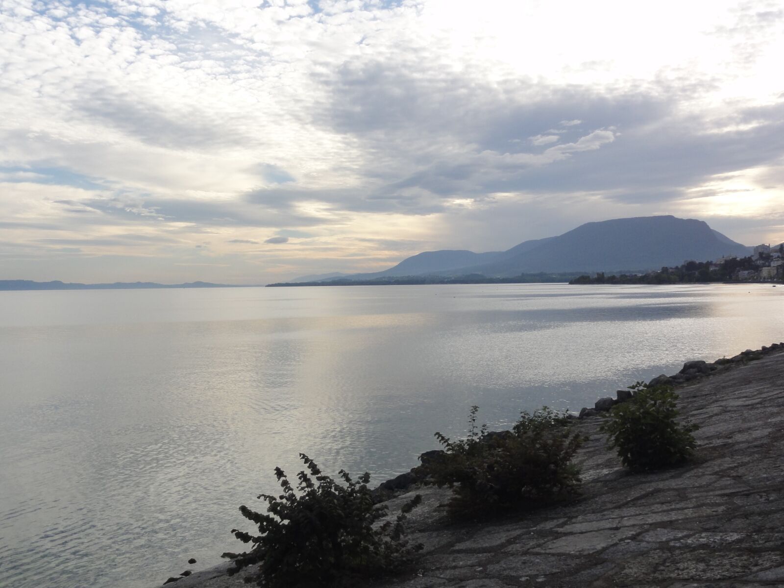 Sony DSC-HX5V sample photo. Lake, water, quiet photography