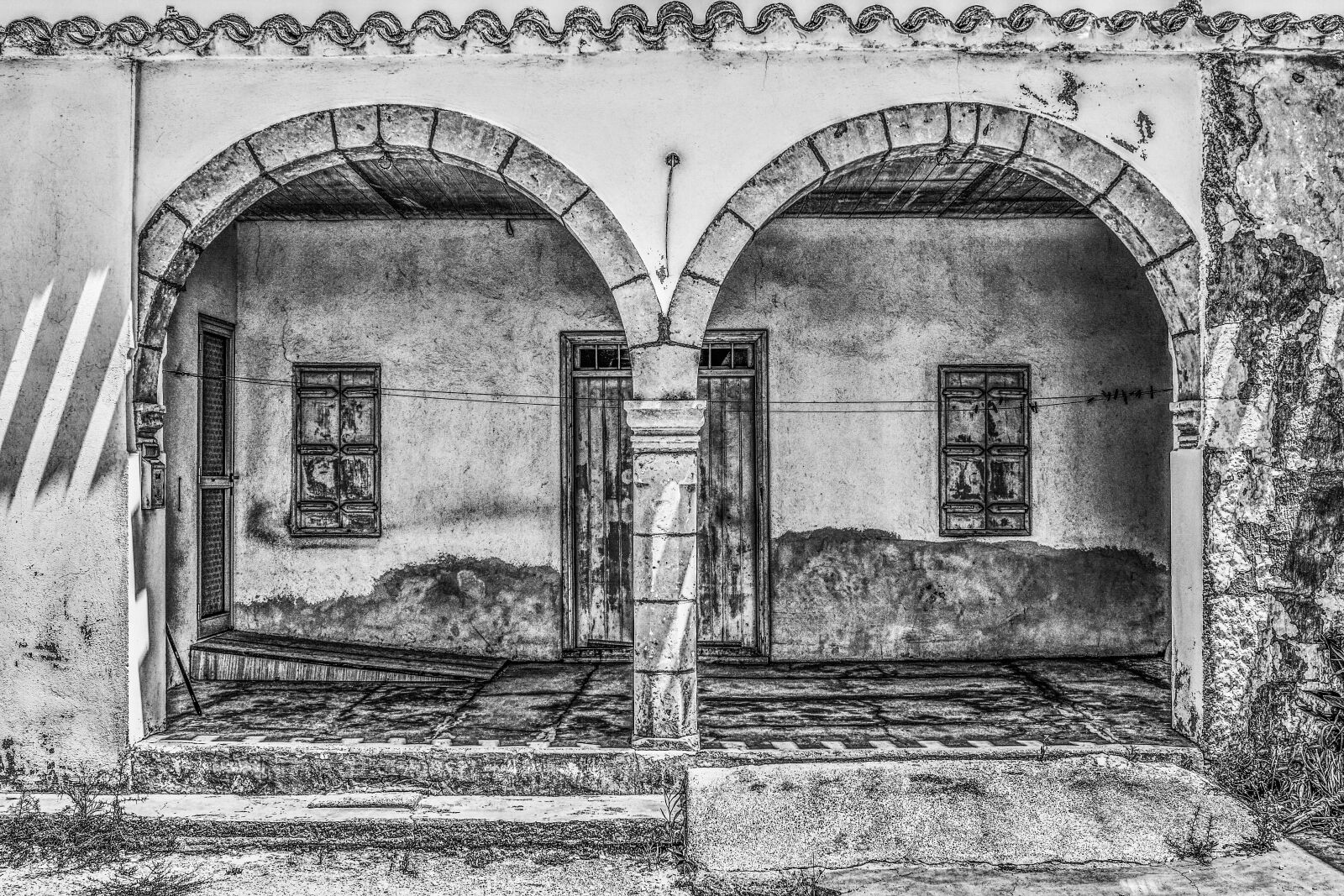 Nikon D3300 sample photo. Old house, damaged, aged photography