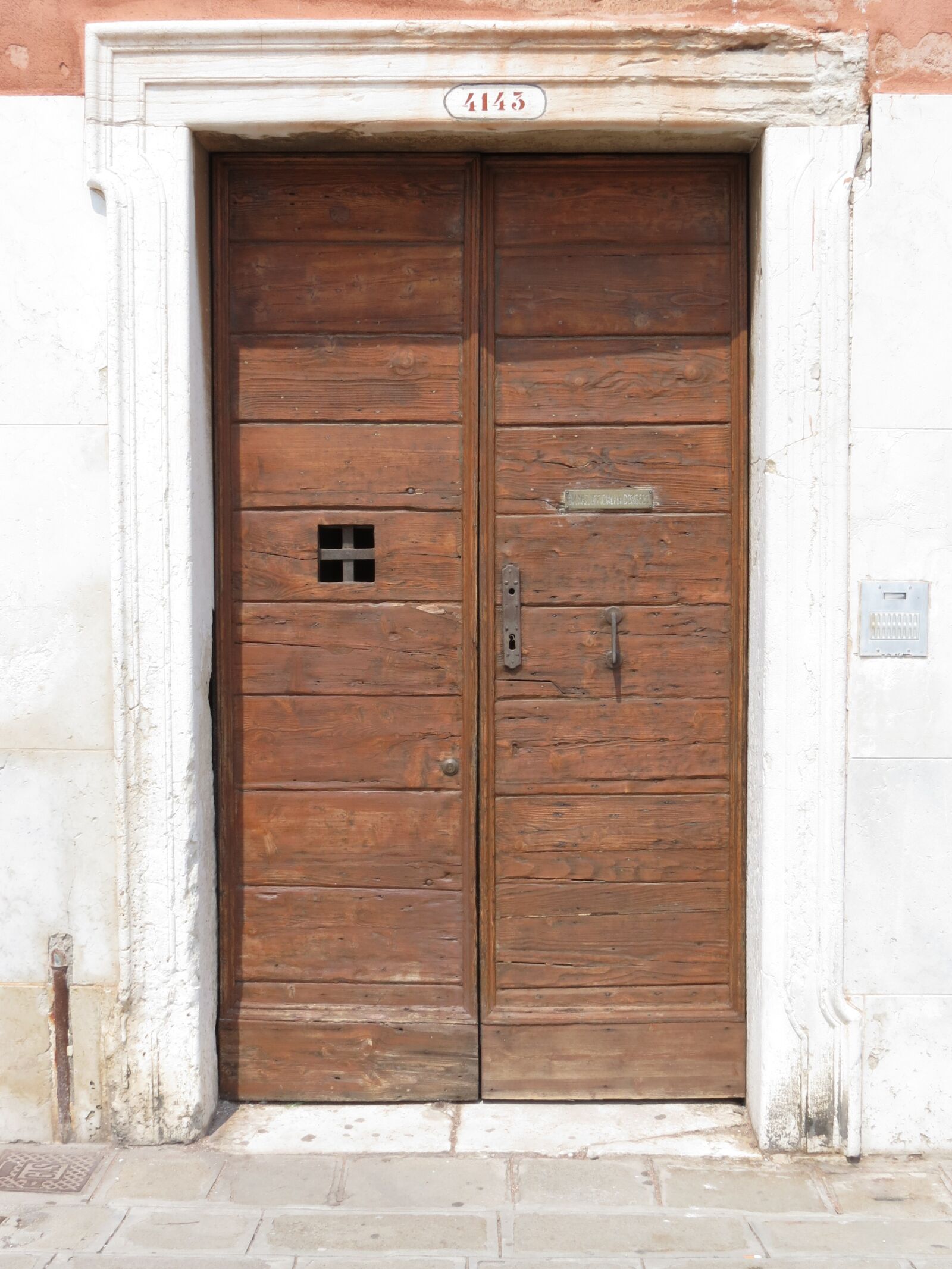 Canon PowerShot SX40 HS sample photo. Venice, historic, door photography