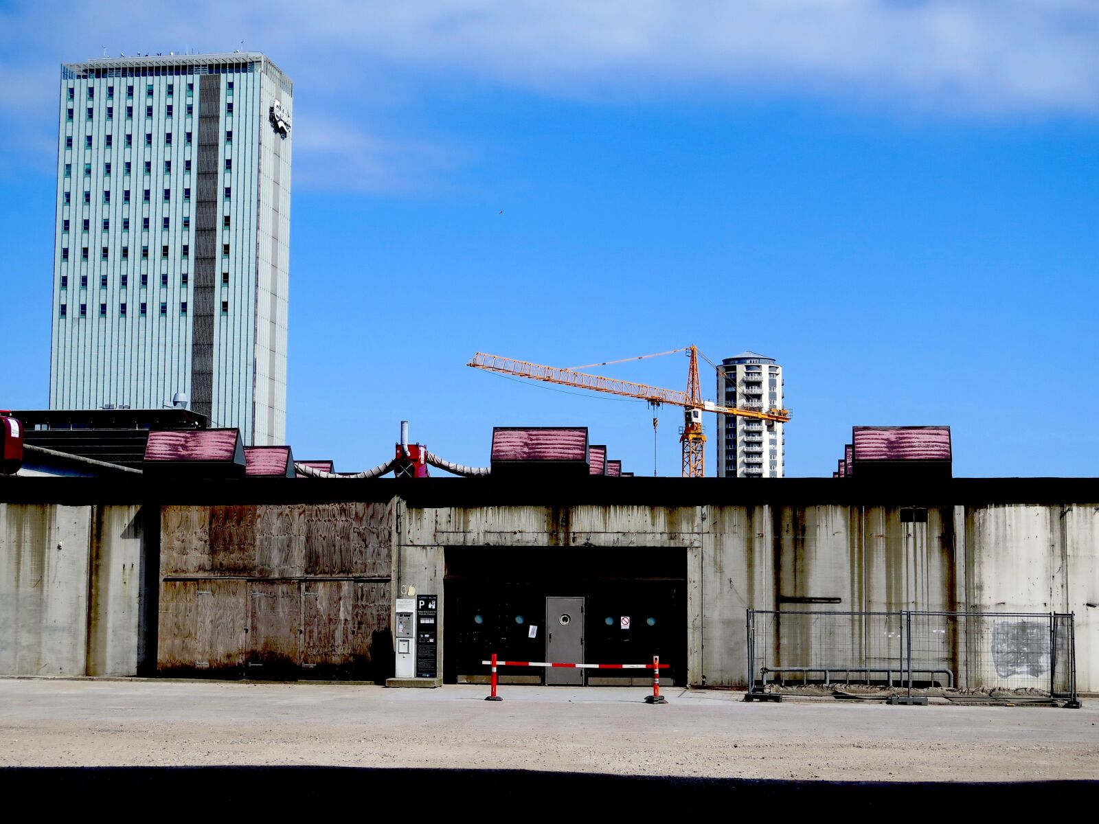 Canon PowerShot G16 sample photo. Towers, demolition, industrial photography