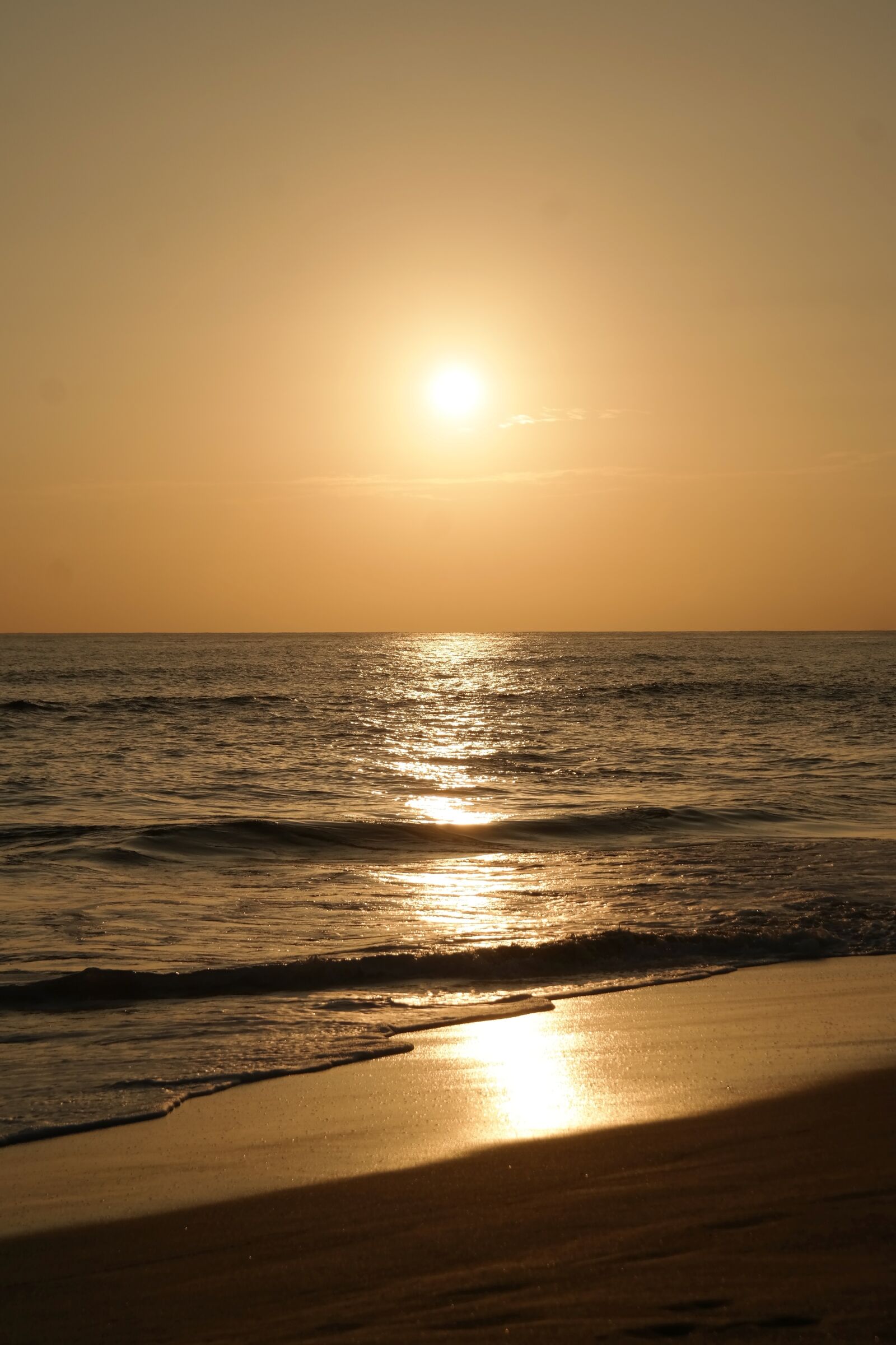 Samsung NX300 sample photo. Sunrise, gold, golden photography